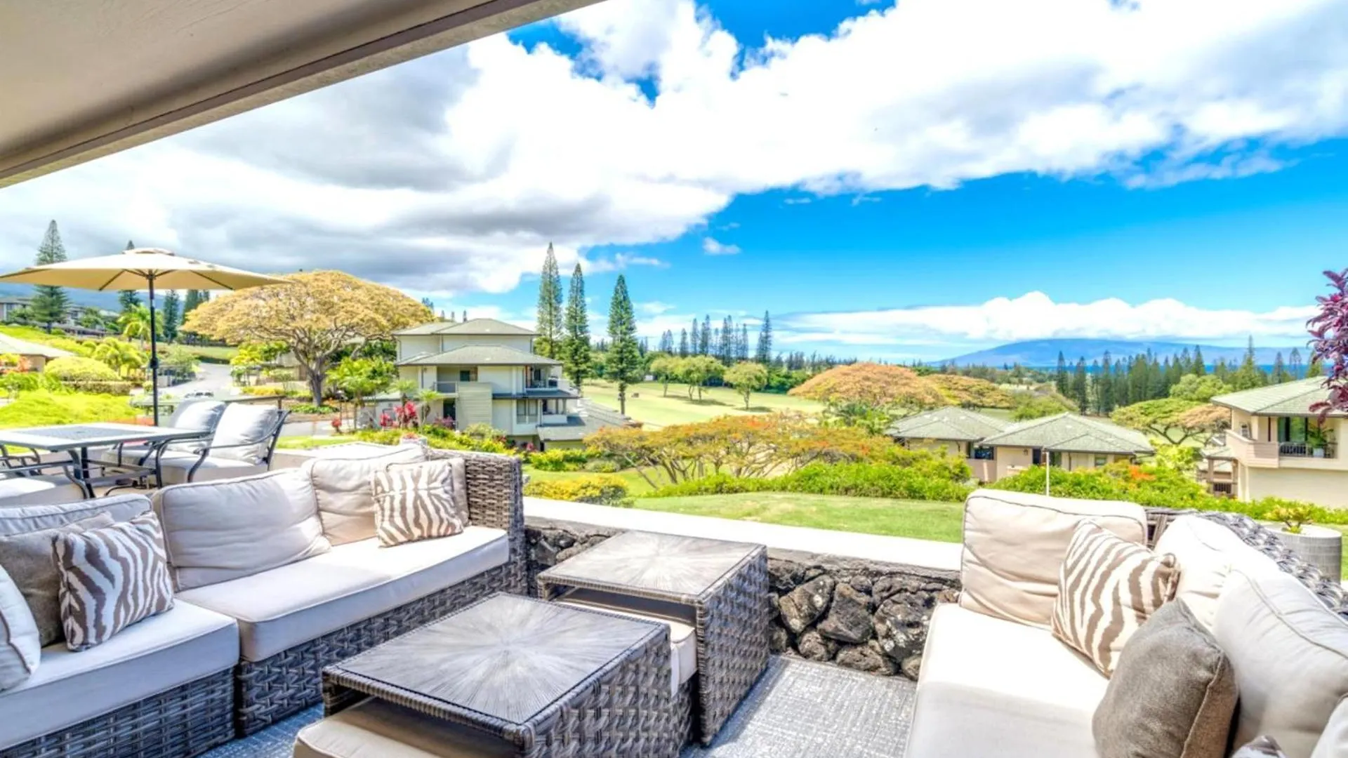 Kbm Resorts Spacious 5-Bedroom Kapalua Golf Collection Multi Unit Listing Same Floor Golf Course Views 3 Free Rental Cars Kgv-19P2P3T1